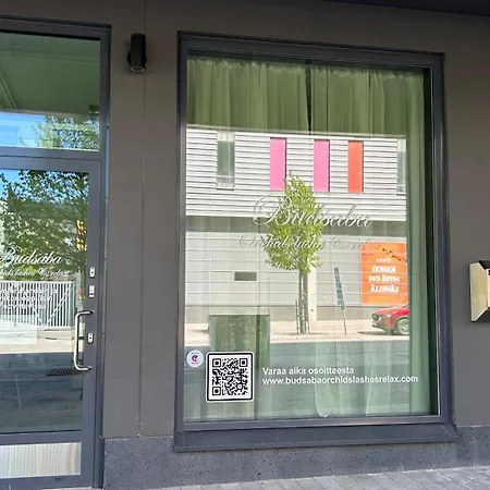 Entire Near Helsinki Airport In Kivistoe *