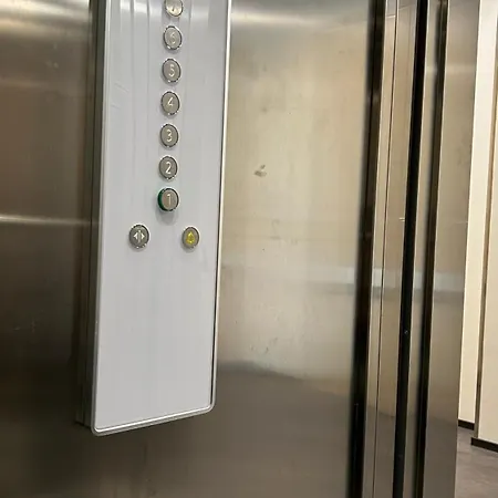 Entire Near Helsinki Airport In Kivistoe Apartment *