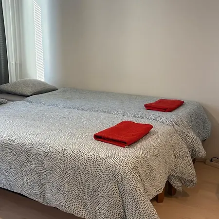 Entire Near Helsinki Airport In Kivistoe *