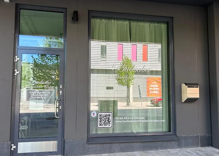 Entire Near Helsinki Airport In Kivistoe *