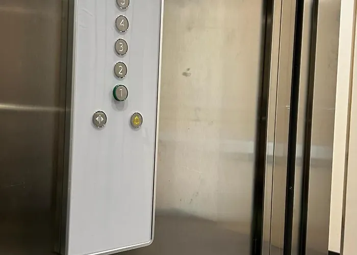 Entire Near Helsinki Airport In Kivistoe Апартаменты *